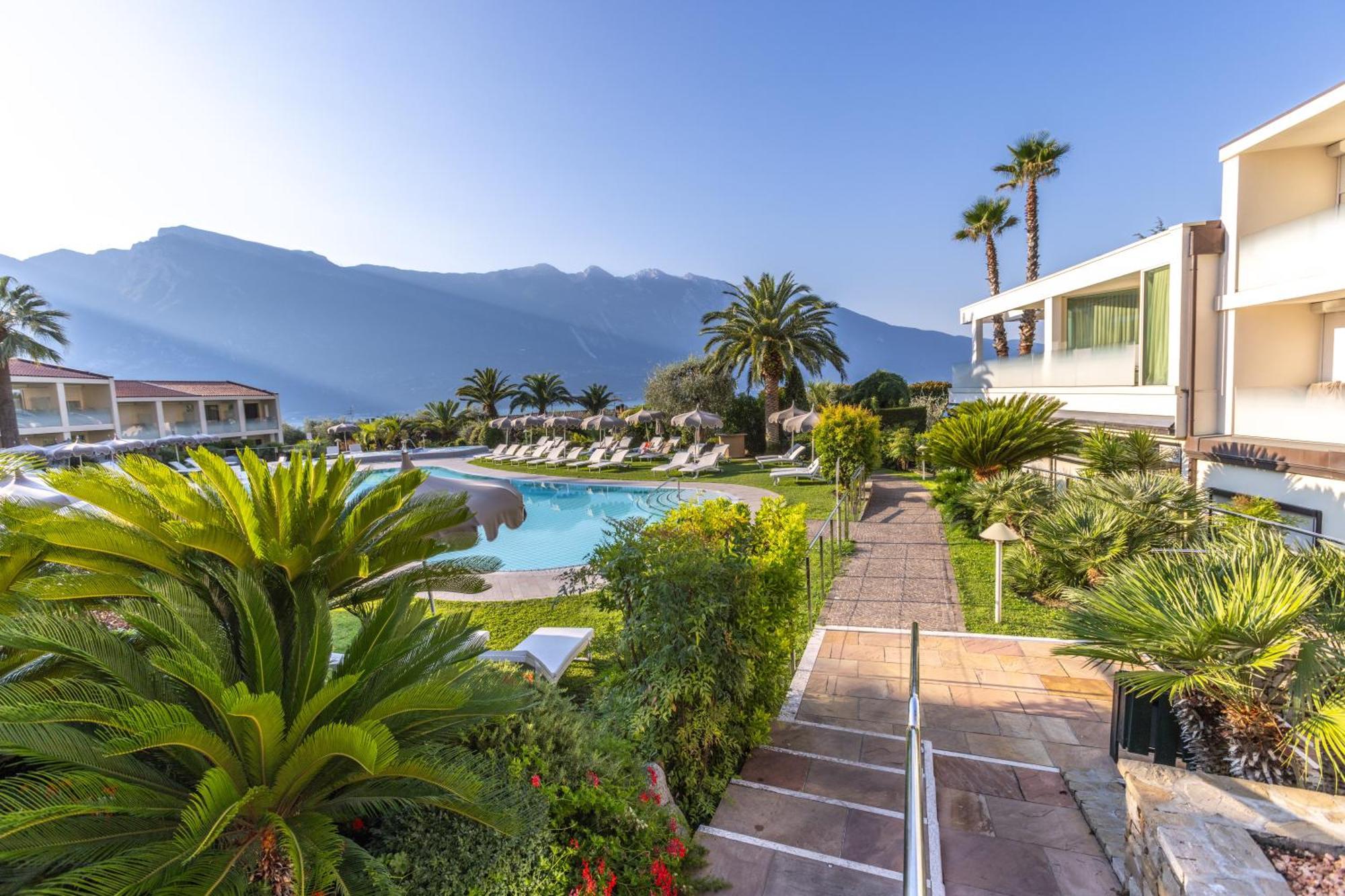 Park Hotel Imperial Limone sul Garda Zewnętrze zdjęcie